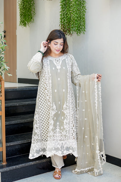 Ramsha Embroidered Pakistani Suit Set