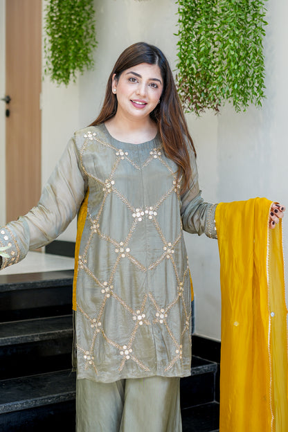 Faneera Embroidered Suit Set