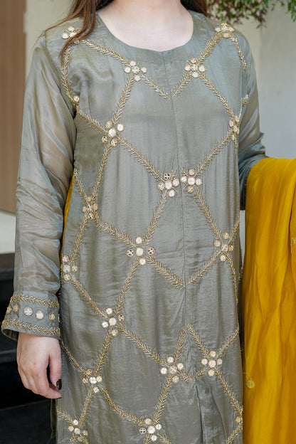 Faneera Embroidered Suit Set