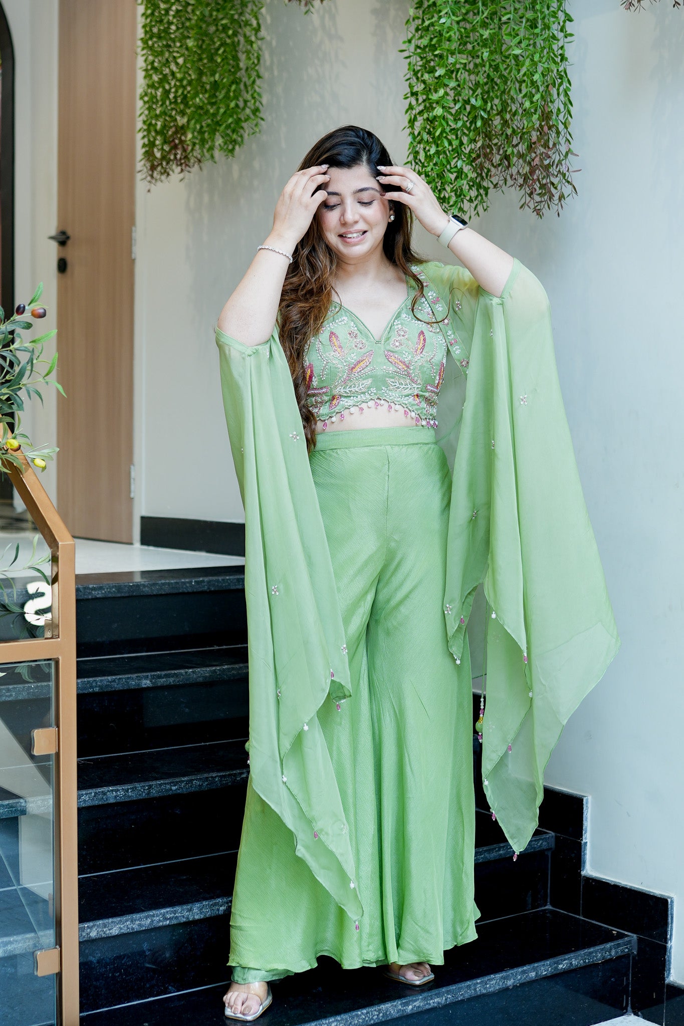 Mohe Embroidered Cape Style Outfit