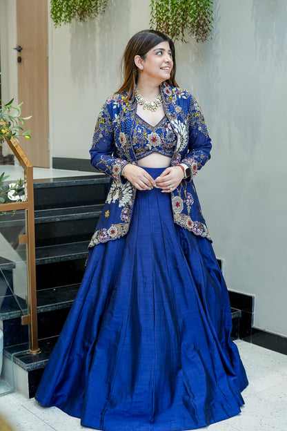 Kaveri Hand Embroidered Cape Set