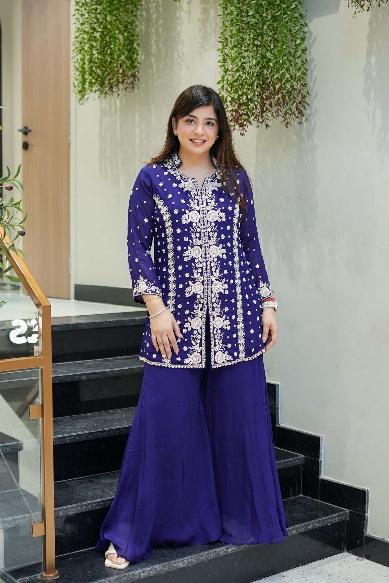 Anuga Hand Embroidered Set