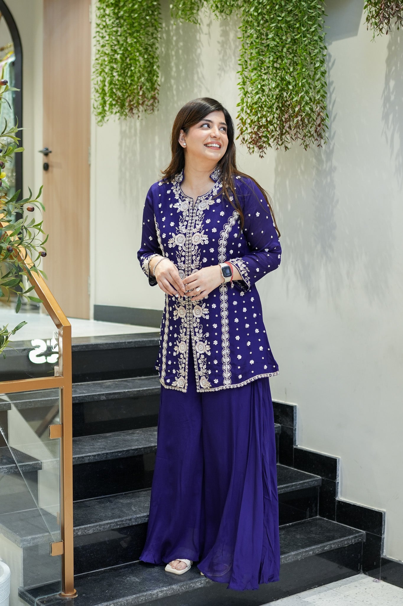 Anuga Hand Embroidered Set