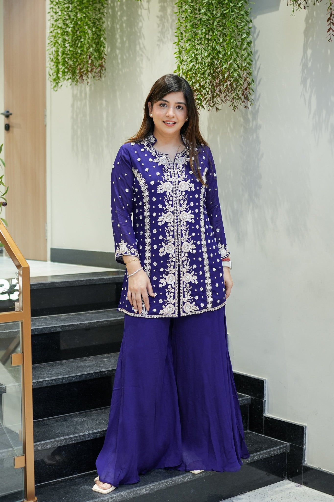 Anuga Hand Embroidered Set