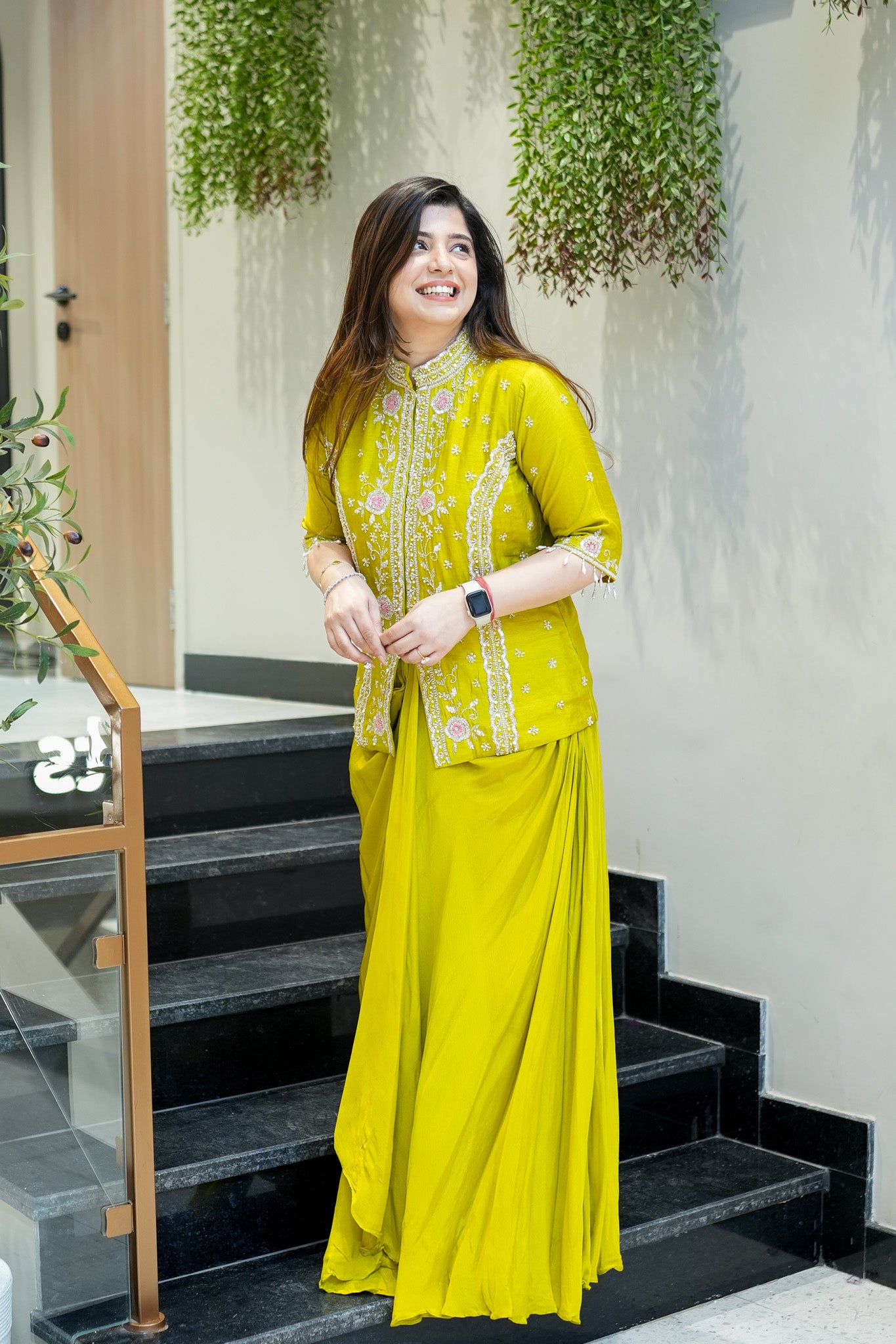 Anuga Hand Embroidered Set