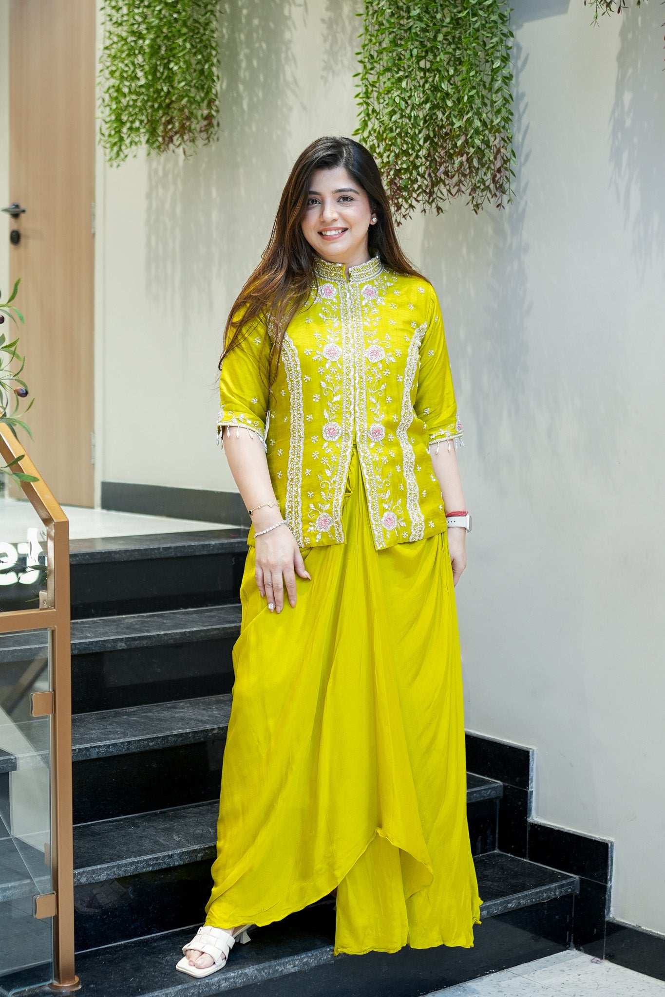 Anuga Hand Embroidered Set