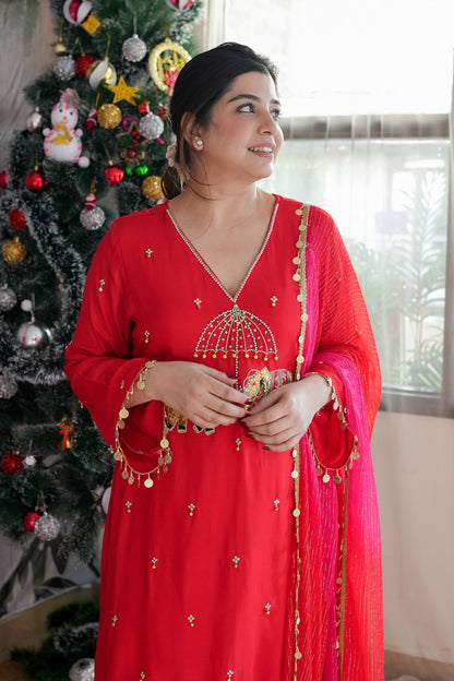 Inayat Red Suit With Pink Dupatta