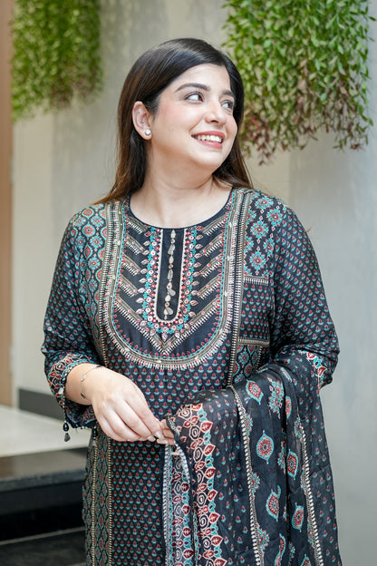 Aarini Digital Printed Suit Set