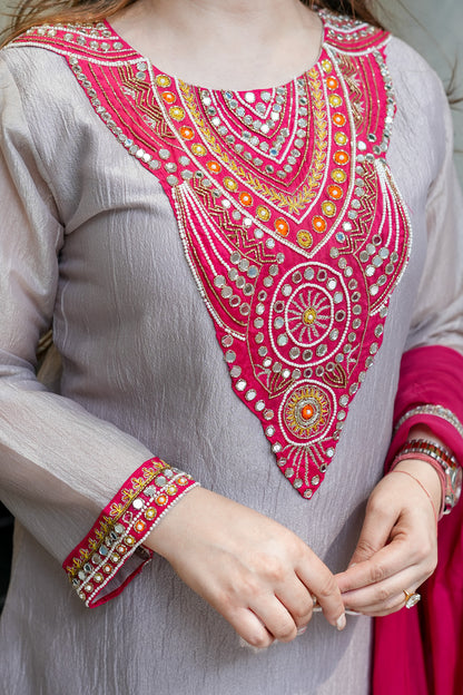 Nafiza Embroidered Suit Set