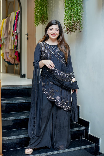 Neyara Embroidered Upside Down Suit Set