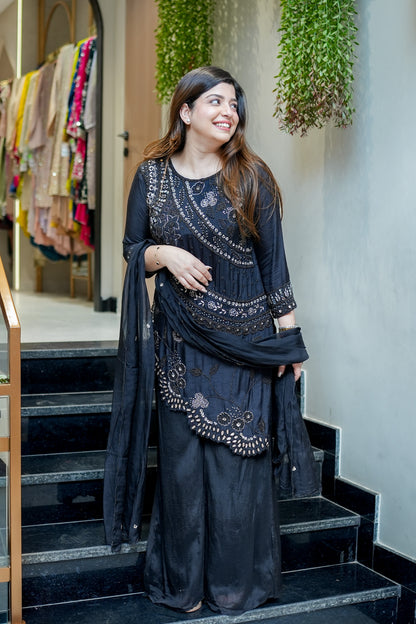 Neyara Embroidered Upside Down Suit Set