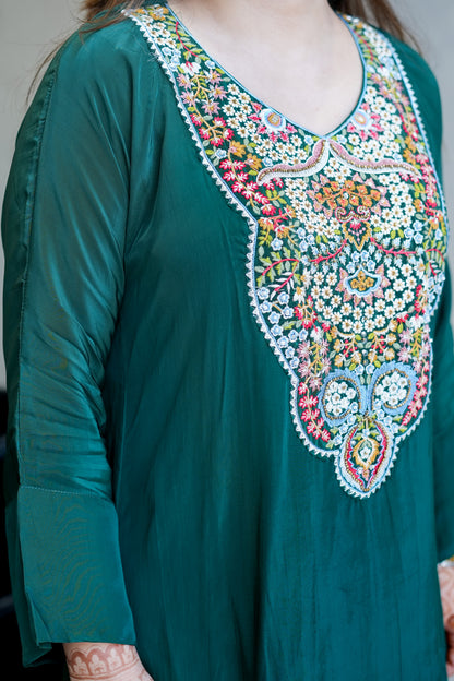 Vihana Embroidered Co ord Set