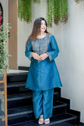 Tashvi Embroidered Co ord Set