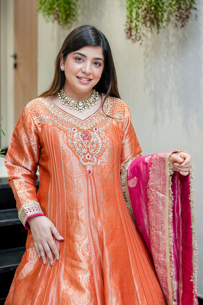Darvini Voluminous Banarsi Anarkali