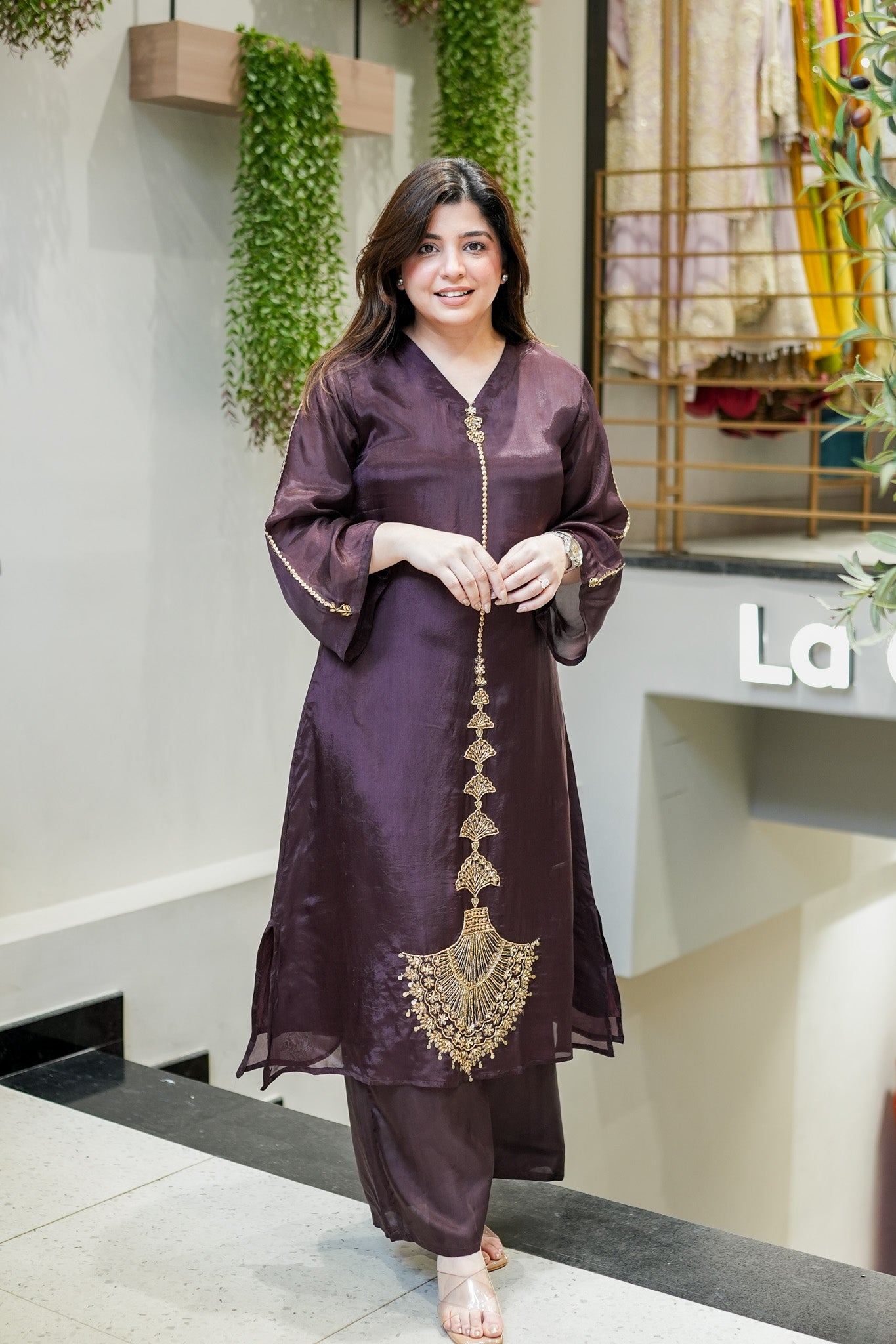 Geet Long Cord Set With Embroidery Deatiling