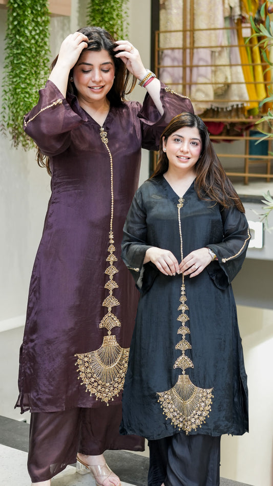 Geet Long Cord Set With Embroidery Deatiling