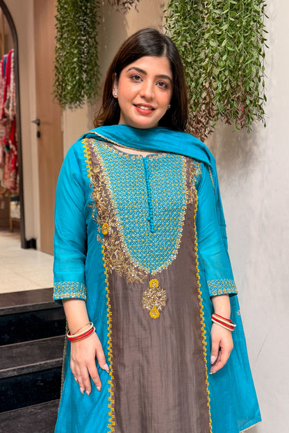 Sharika Embroidered Suit Set