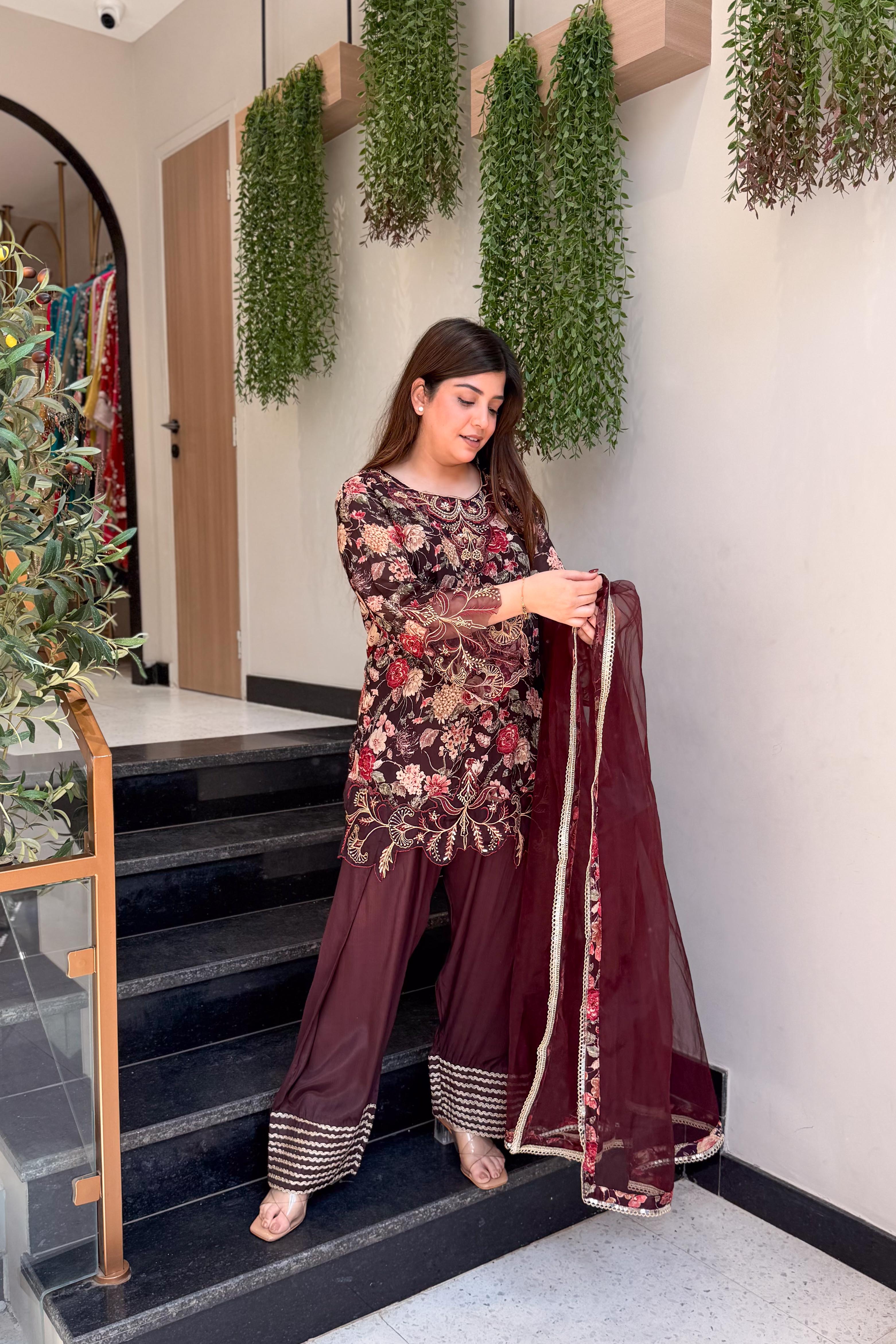 Maavi Floral Embroidered Suit Set