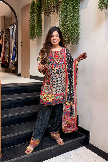 Faiza Black Printed Suit Set