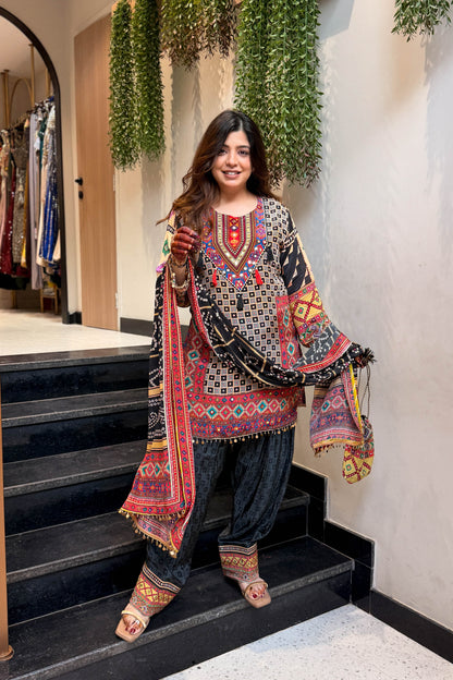 Faiza Black Printed Suit Set
