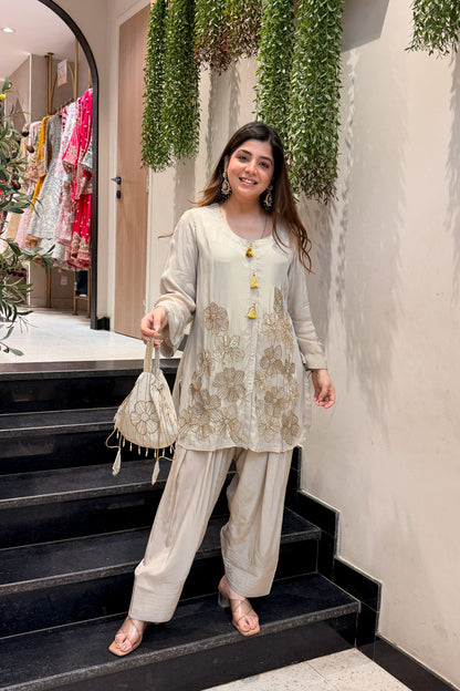 Siyaara Embroidered Co ord Set with Potli