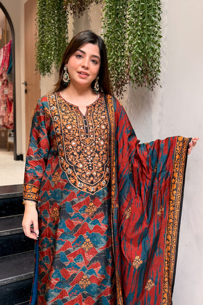 Nayara Floral Printed Long Suit Set