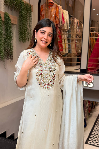 Mrinali Mirror and Gotta Detailing Suit Set
