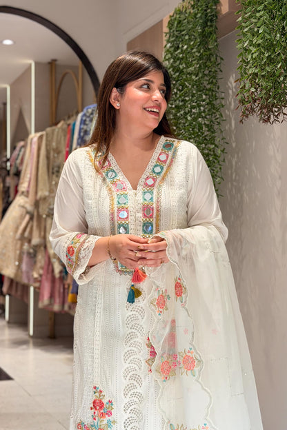 Aarvika Floral Embroidered Suit Set