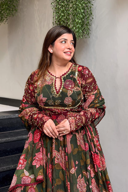 Avisha Floral Embroidered Voluminous Anarkali