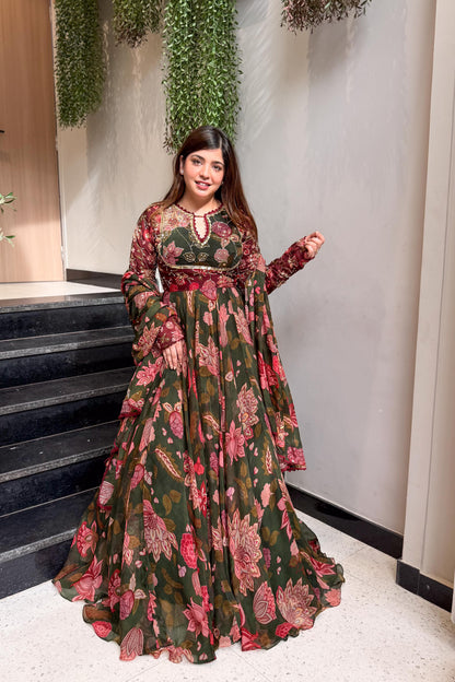 Avisha Floral Embroidered Voluminous Anarkali