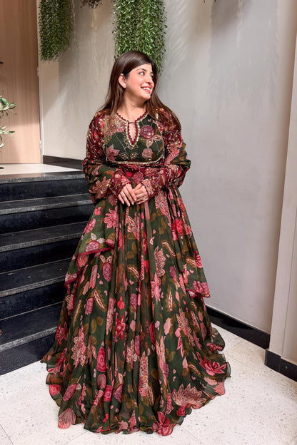 Avisha Floral Embroidered Voluminous Anarkali
