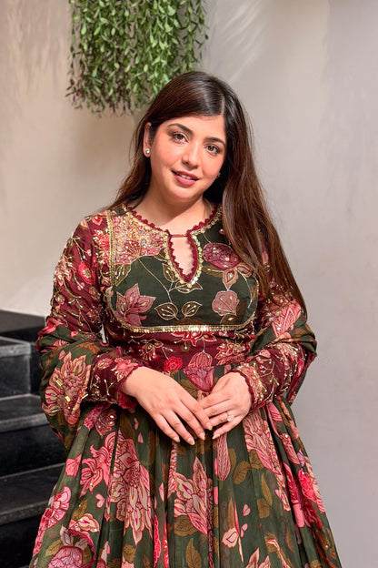 Avisha Floral Embroidered Voluminous Anarkali