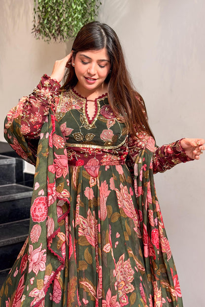 Avisha Floral Embroidered Voluminous Anarkali