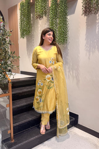 Dharvi Floral Hand Painted Suit Set