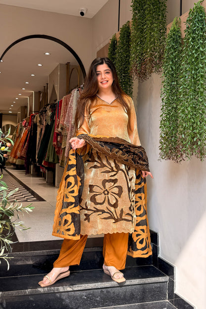 Hania Cutwork Tissue Suit Set