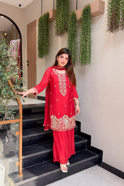 Viyona Embroidered Suit Set