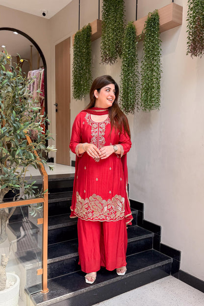 Viyona Embroidered Suit Set