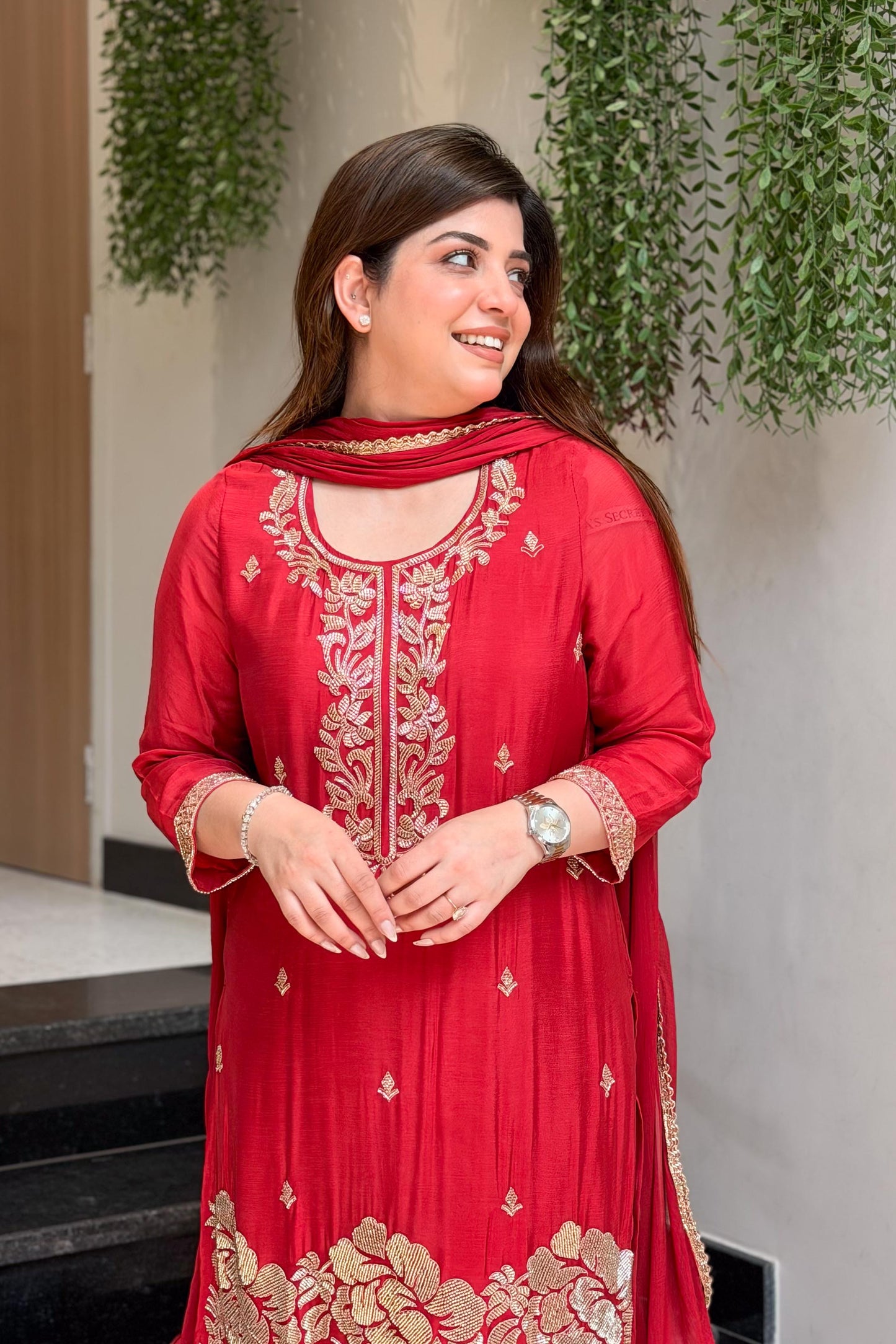 Viyona Embroidered Suit Set