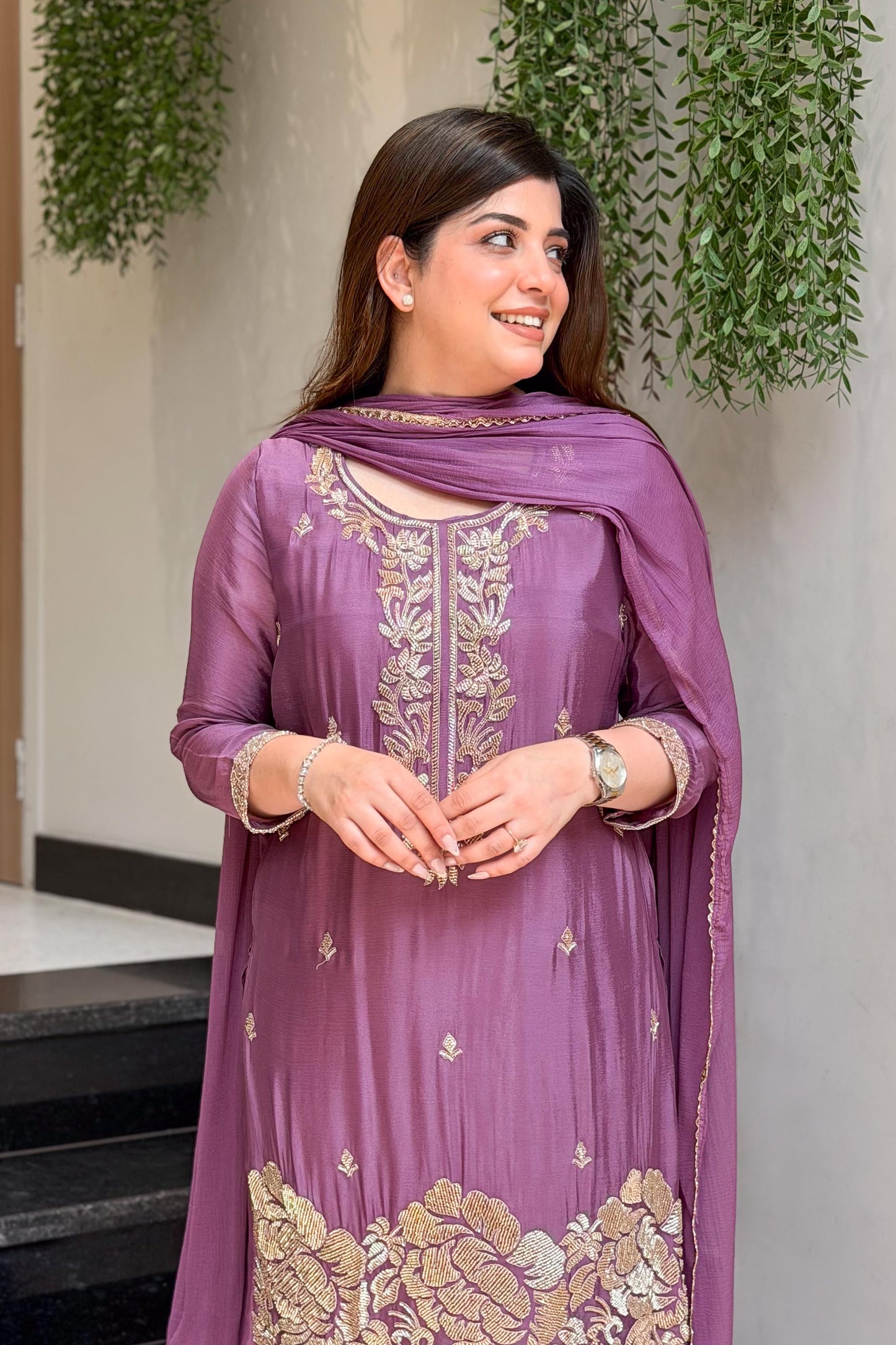Viyona Embroidered Suit Set