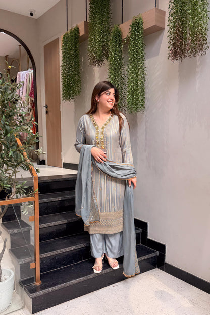 Suhira Mirror Detailing Suit Set