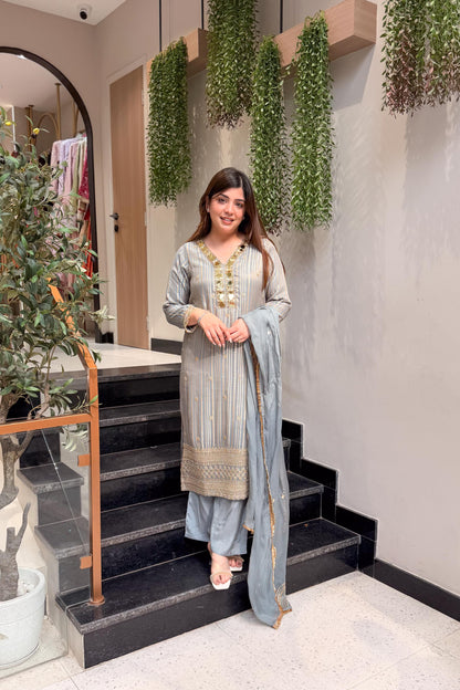 Suhira Mirror Detailing Suit Set