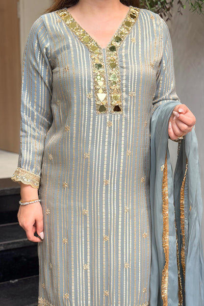 Suhira Mirror Detailing Suit Set