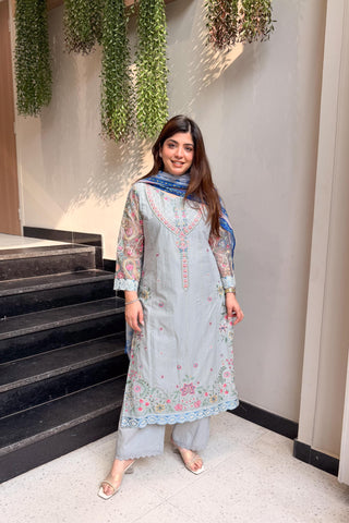 Sabeeka Pakistani Embroidered Suit Set