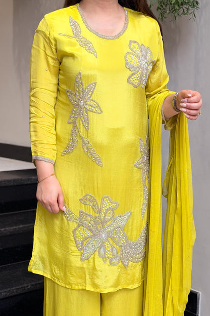 Areeba Floral Embroidered Suit Set