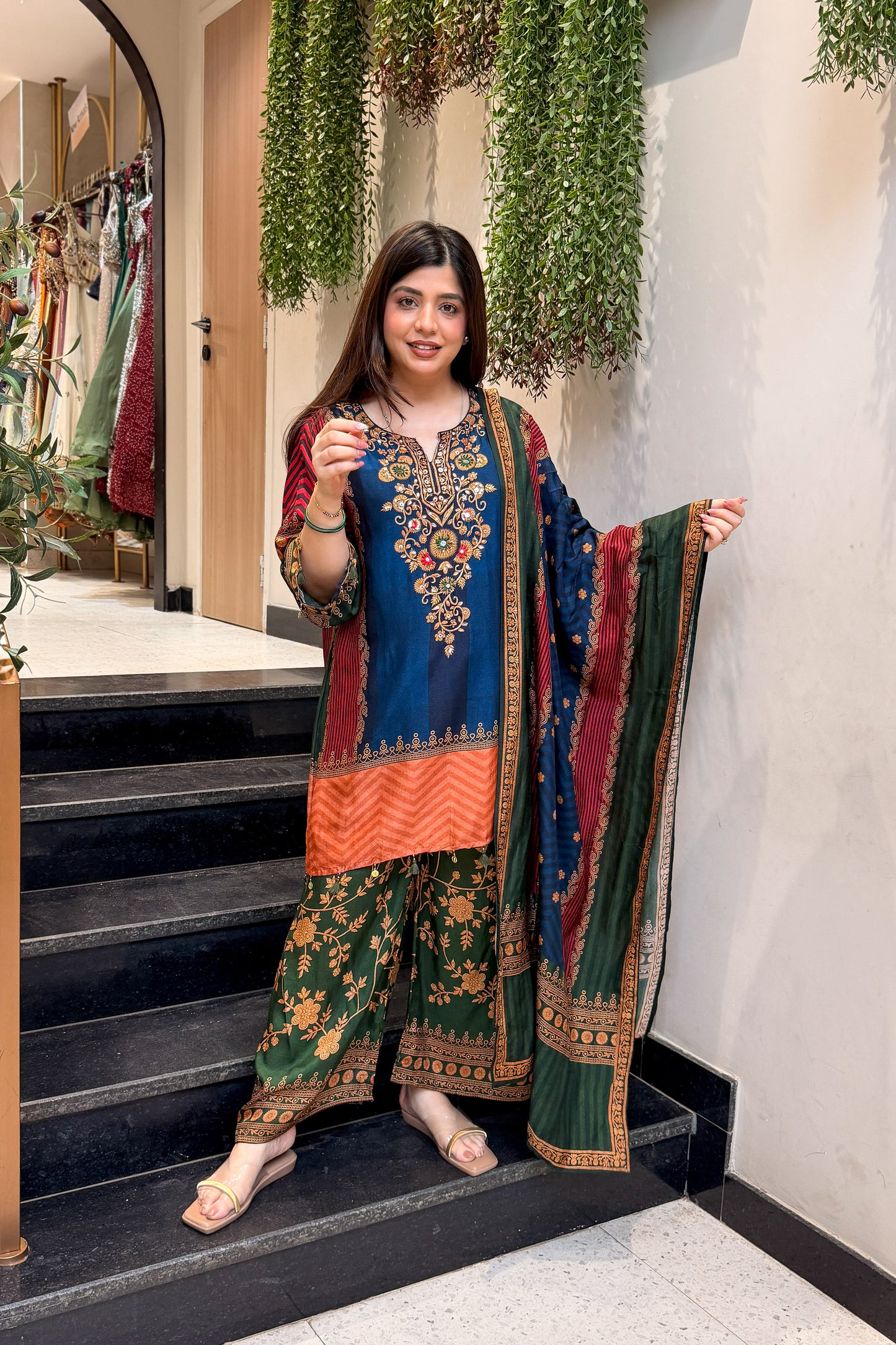 Naisha Floral Printed Suit Set