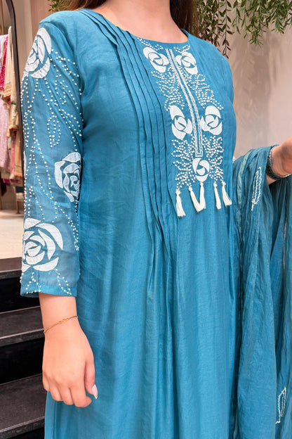 Rishita Thread Embroidered Suit Set
