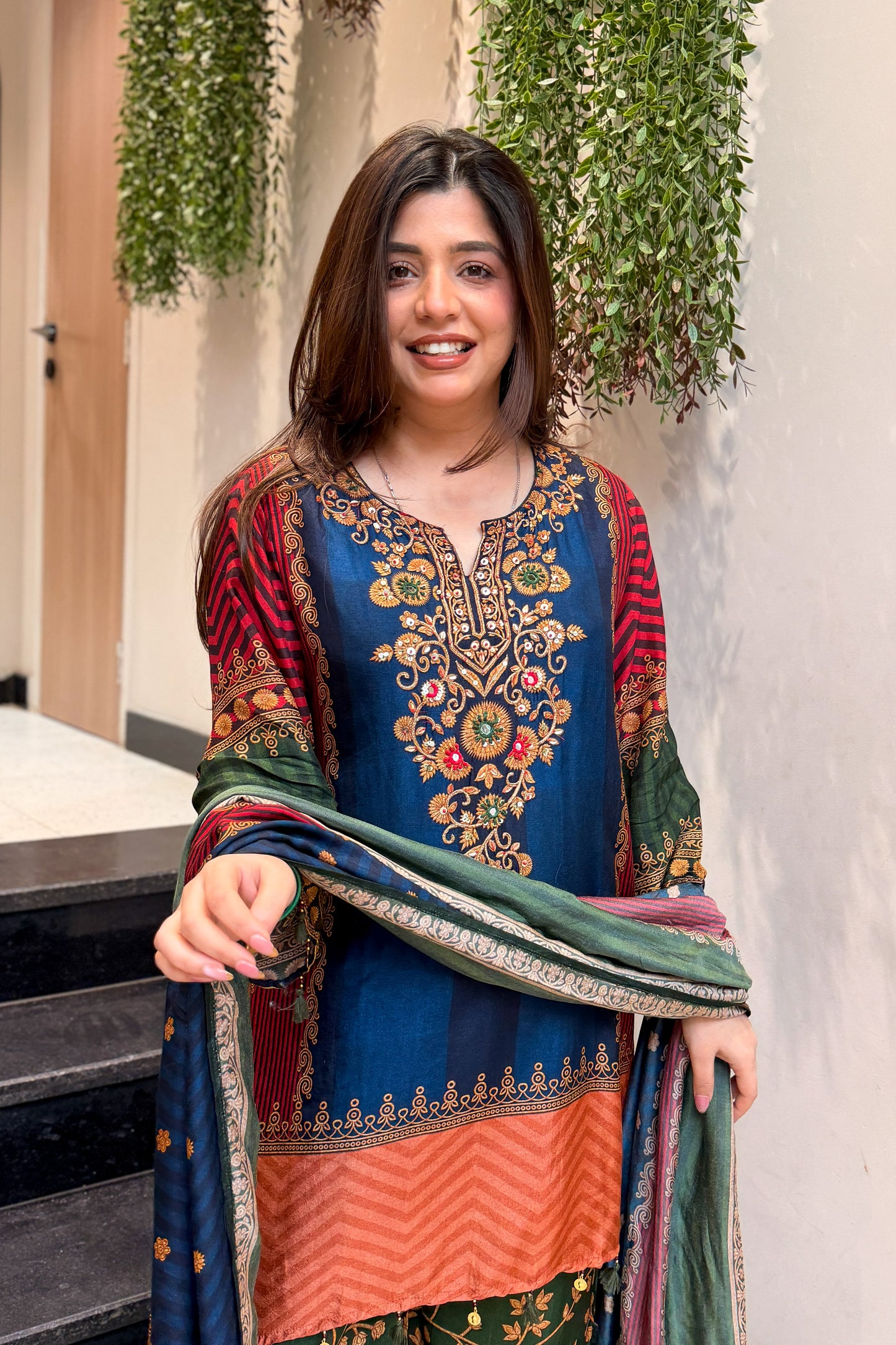 Naisha Floral Printed Suit Set