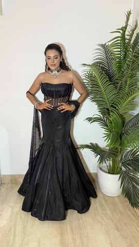 Oorvi Embroidered Corset Drape Saree