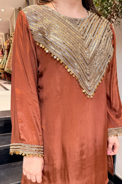 Vyanika Embroidered Co ord Set