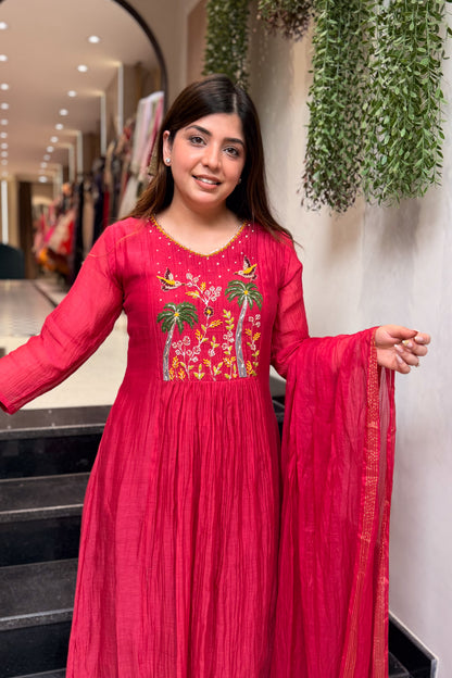 Devina Thread Embroidered Suit Set